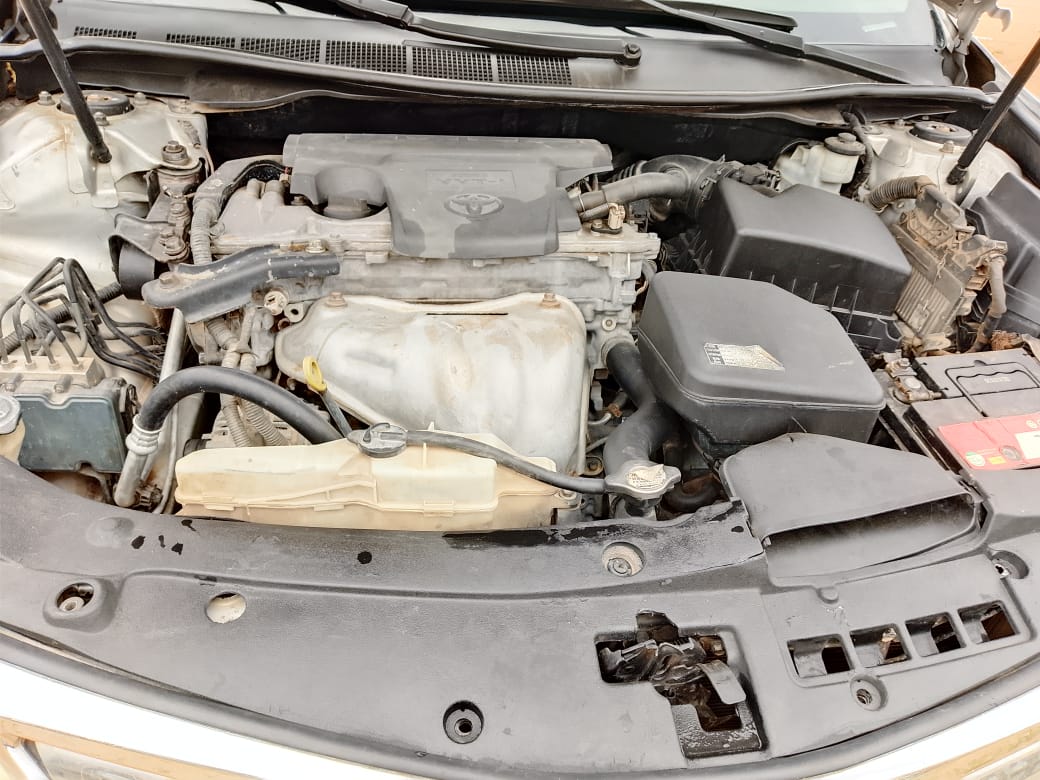 
								Direct Belgium equivalent toyota camry2014 model just few months used @8,2m to the owner buyer settle 100k Abuja full									