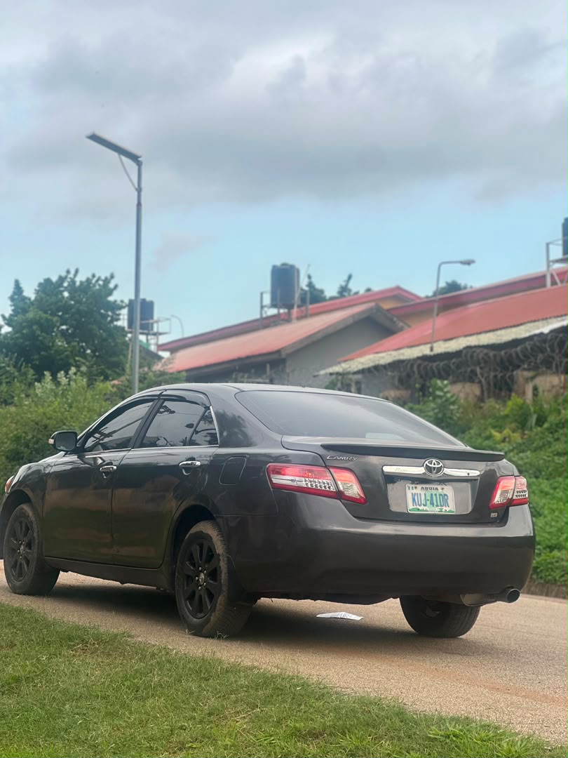 
								Extremely clean Used Toyota Camry 2009 LE for just 5.9m Abuja full									