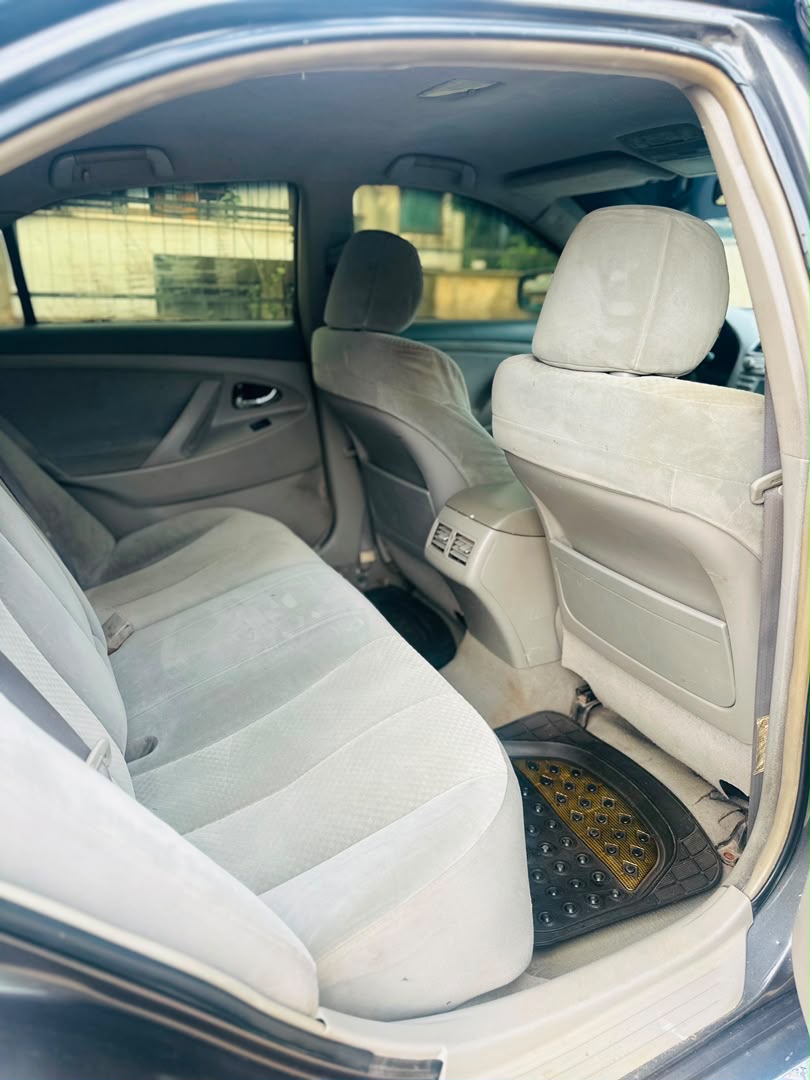 
								Extremely clean Used Toyota Camry 2009 LE for just 5.9m Abuja full									