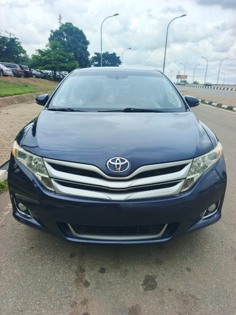 FOREIGN USED TOYOTA VENZA 2015 KEYLESS FULLEST OPTIONS GOING FOR 17M ABUJADEAL