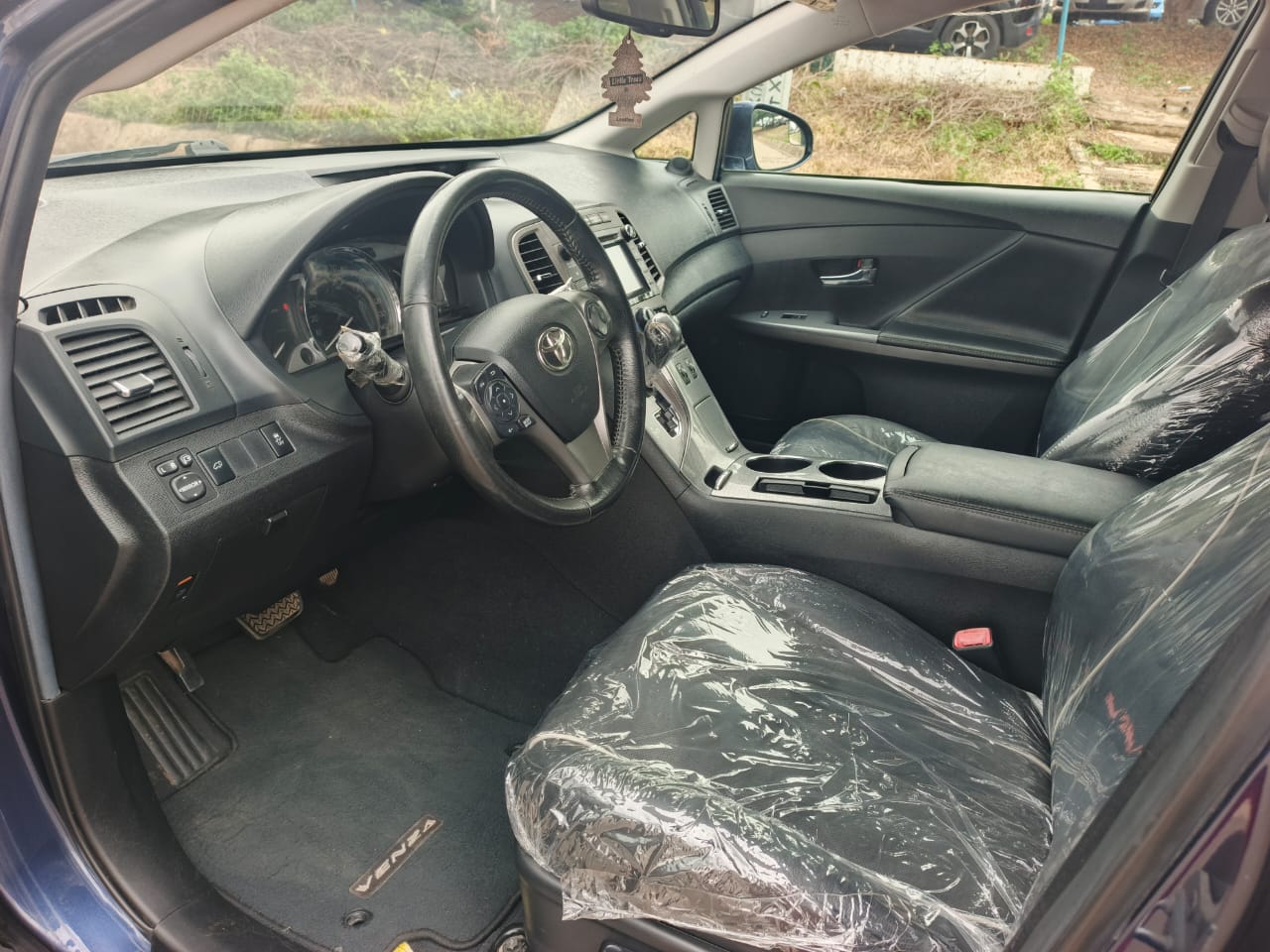 
								FOREIGN USED TOYOTA VENZA 2015 KEYLESS FULLEST OPTIONS GOING FOR 17M ABUJADEAL full									