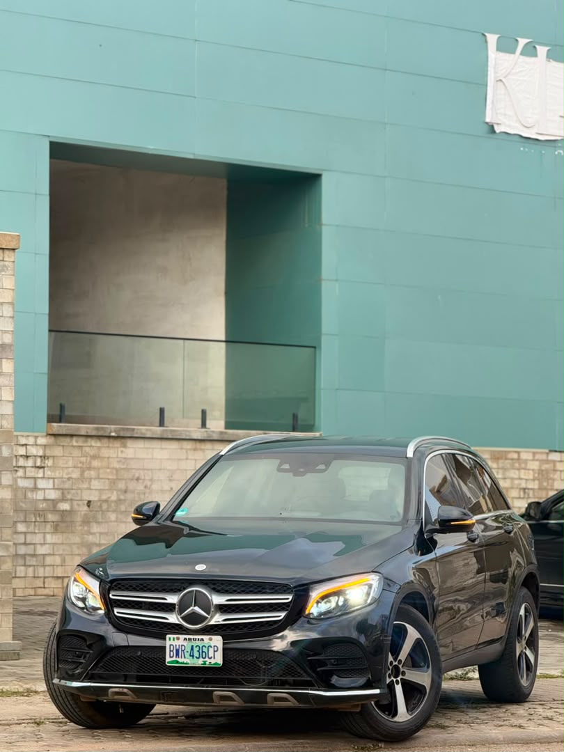 
								MONEY NEEDED🚨🚨🚨 Distress sale 🔥🔥 Mercedes Benz GLC300 2017 model, black on black interior, Keyless entry! Original duty! Clean title  🅿️12.5M Only  📍ABUJA full									