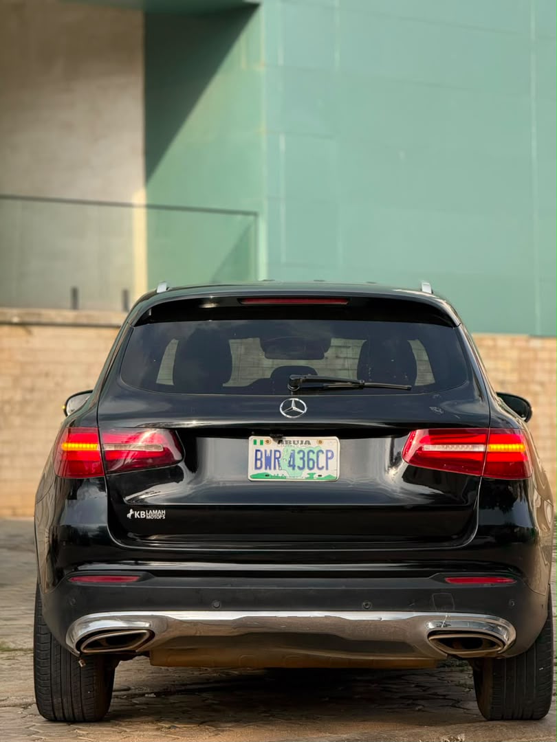 
								MONEY NEEDED🚨🚨🚨 Distress sale 🔥🔥 Mercedes Benz GLC300 2017 model, black on black interior, Keyless entry! Original duty! Clean title  🅿️12.5M Only  📍ABUJA full									