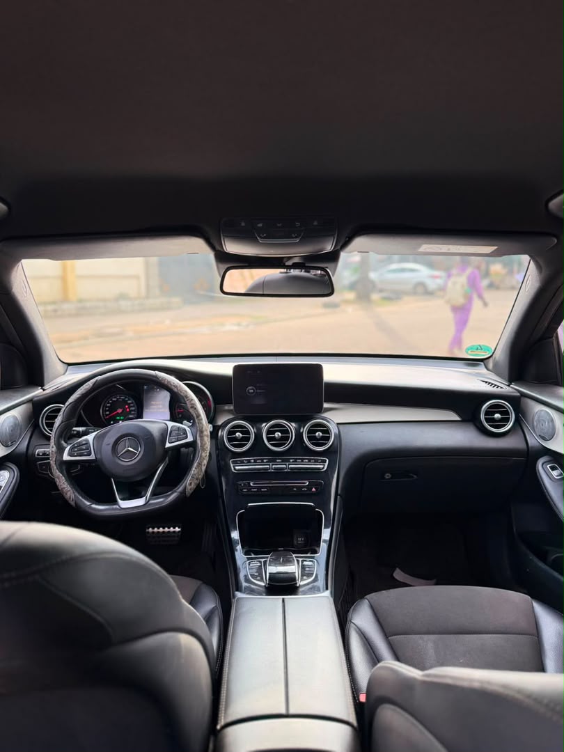 
								MONEY NEEDED🚨🚨🚨 Distress sale 🔥🔥 Mercedes Benz GLC300 2017 model, black on black interior, Keyless entry! Original duty! Clean title  🅿️12.5M Only  📍ABUJA full									