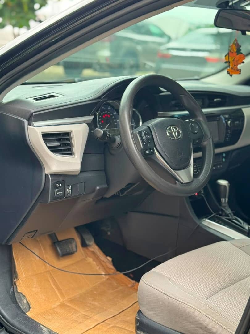 
								2014 TOYOTA COROLLA LE EXTREMELY CLEAN FOREIGN USED WITH GENUINE DUTY ✅; SUNROOF, REVERSE CAMERA, BLUETOOTH AUDIO PLAYER, FABRIC SEATS, ALLOY WHEELS AND MORE.💰PRICE: 14.5 MILLION NAIRA ONLY full									