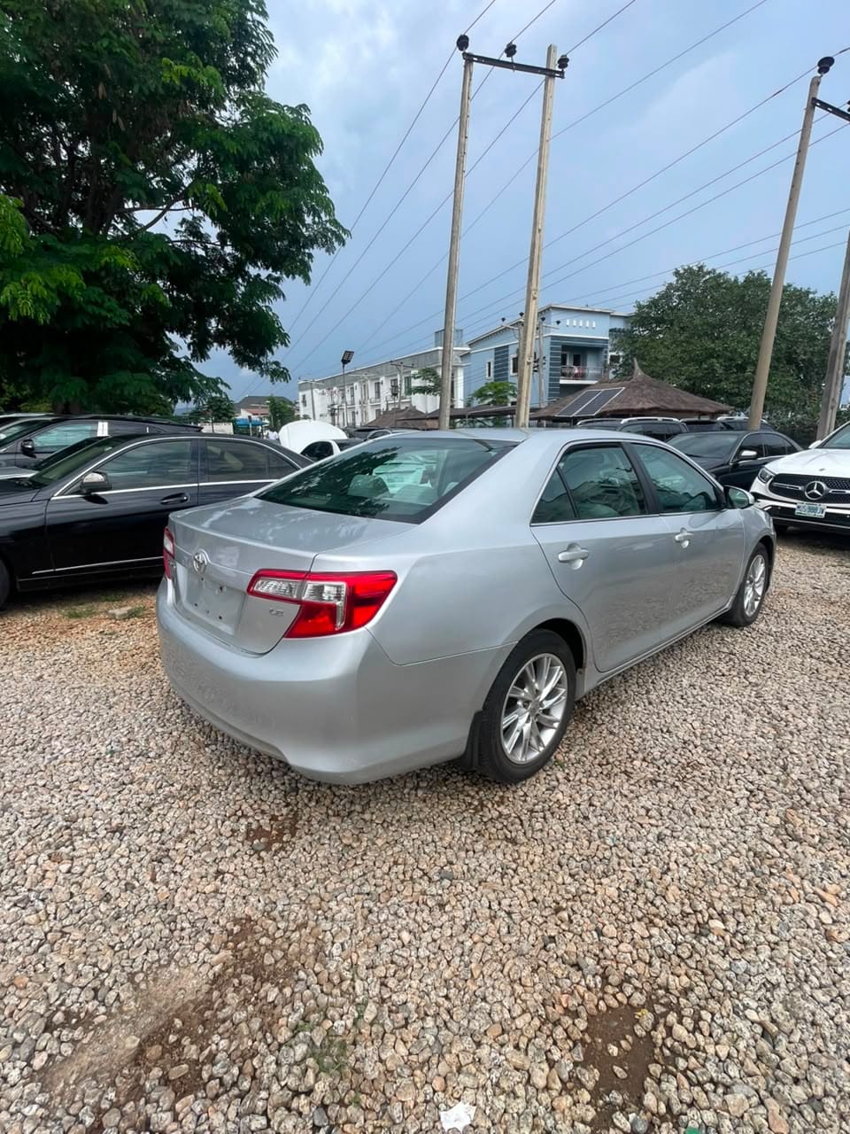 
								FOREIGN USED 2013 TOYOTA CAMRY LE V4 ENGINE 🔘 PRICE: ₦12M 🌍 LOCATION ABUJA 🔲DUTY PAID (2026) 🛑 AC CHILLING ⬛ SUPER CLEAN, UNTAMPERED SYSTEM,  SUPER SOUND, EXECUTIVE SMOOTH DRIVE full									