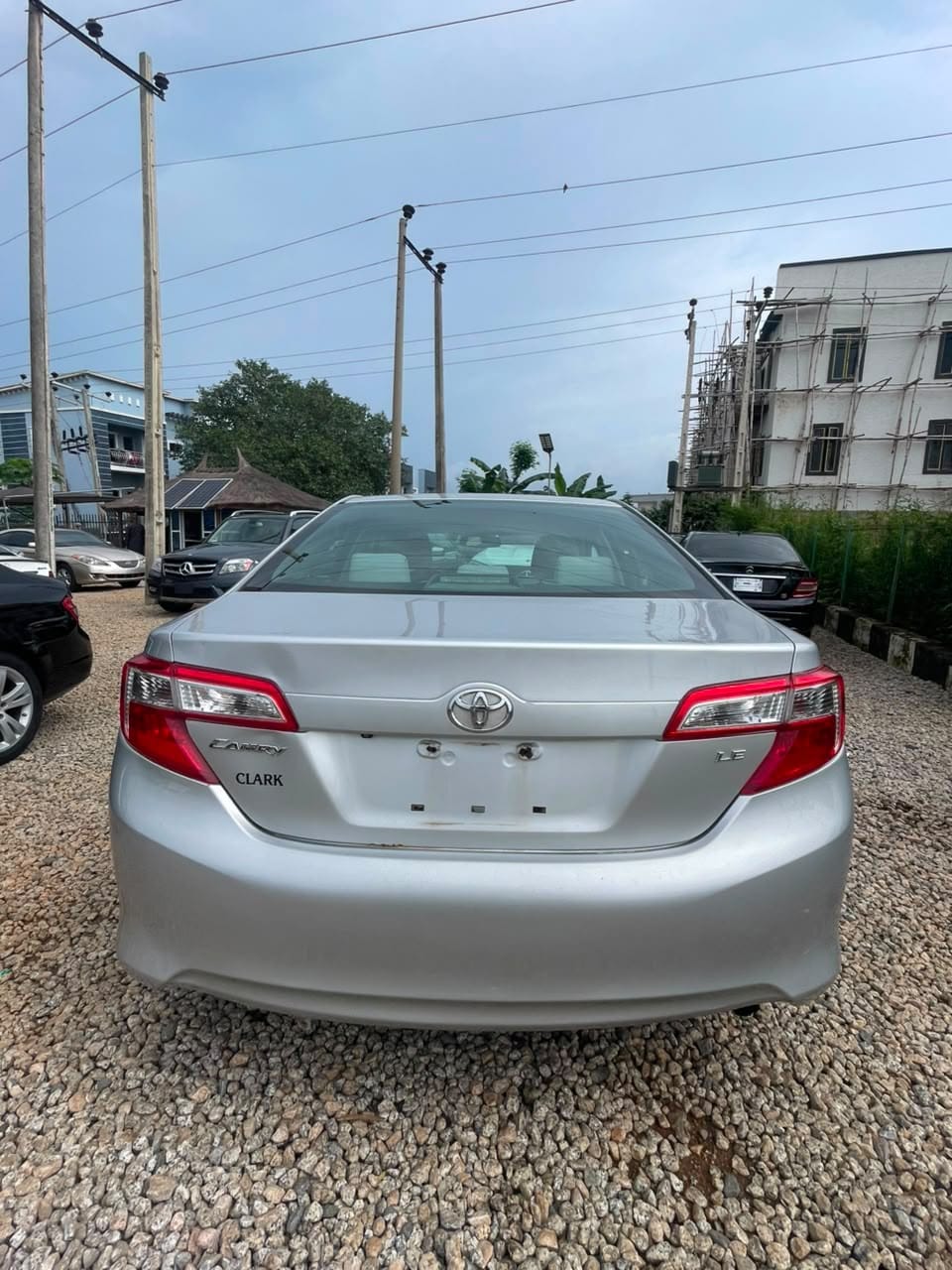 
								FOREIGN USED 2013 TOYOTA CAMRY LE V4 ENGINE 🔘 PRICE: ₦12M 🌍 LOCATION ABUJA 🔲DUTY PAID (2026) 🛑 AC CHILLING ⬛ SUPER CLEAN, UNTAMPERED SYSTEM,  SUPER SOUND, EXECUTIVE SMOOTH DRIVE full									