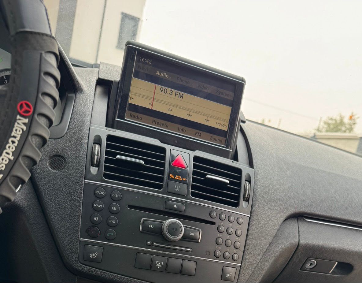 
								Extremely clean  Mercedes Benz C300 2008 model  No need for Belgium  Untempered engine and gear  AC chilling  All components are fully functional  And in factory mode  Net 6.3m Buyer settles: 300k Kuje Abuja full									