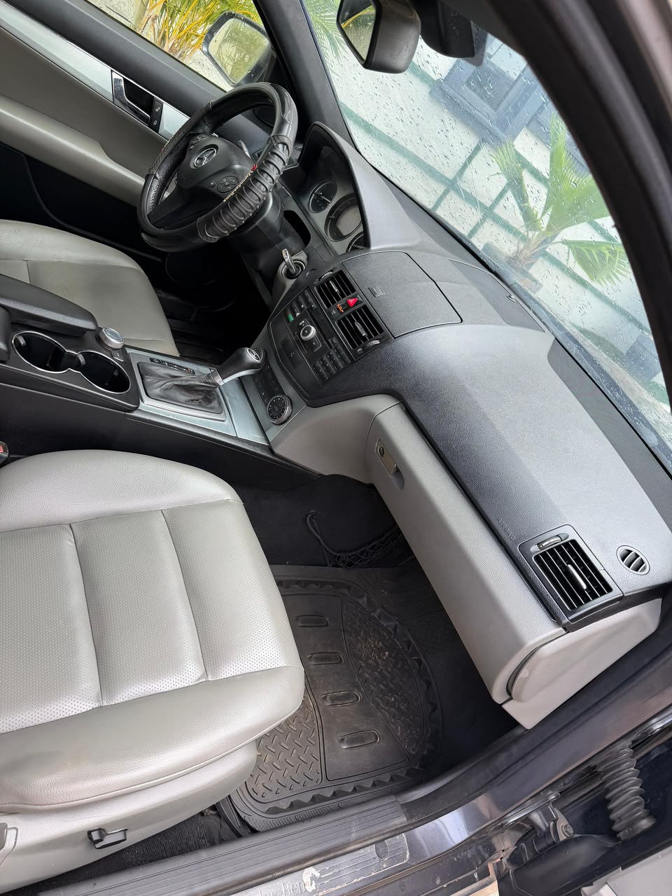 
								Extremely clean  Mercedes Benz C300 2008 model  No need for Belgium  Untempered engine and gear  AC chilling  All components are fully functional  And in factory mode  Net 6.3m Buyer settles: 300k Kuje Abuja full									