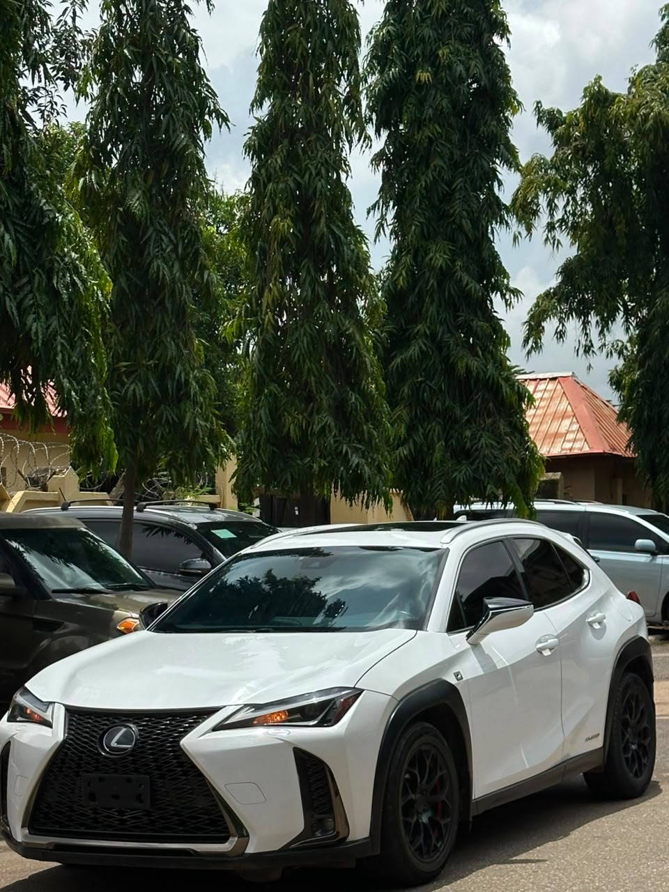 
								Foreign Used 🇱🇷 2019 Lexus UX250h FSport  Original Duty 📄.  📍 Abuja 💰 38.5M full									