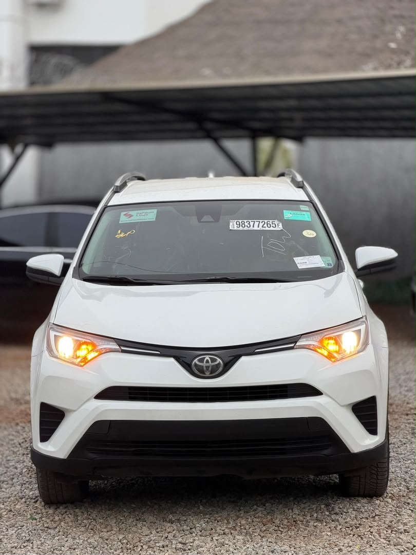 
								DISTRESS DEAL‼️ NEW ENTRY FOREIGN USED 2017 MODEL TOYOTA RAV 4 ORIGINAL DUTY 💰N22,800,000. ABUJA full									