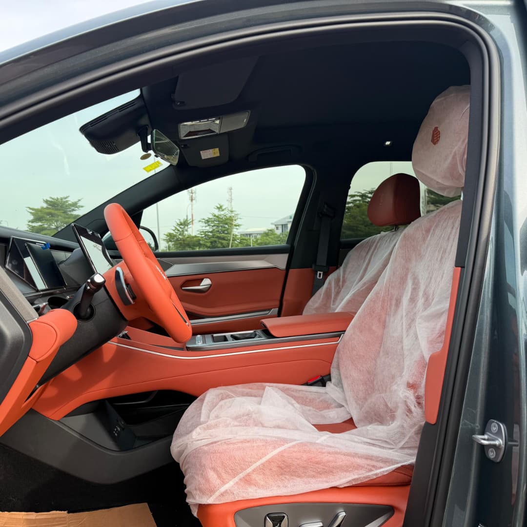 
								BRAND NEW 2025 BYD TANG L EV WITH PROPER DOCUMENTATION GOING FOR 99M ABUJA DEAL full									