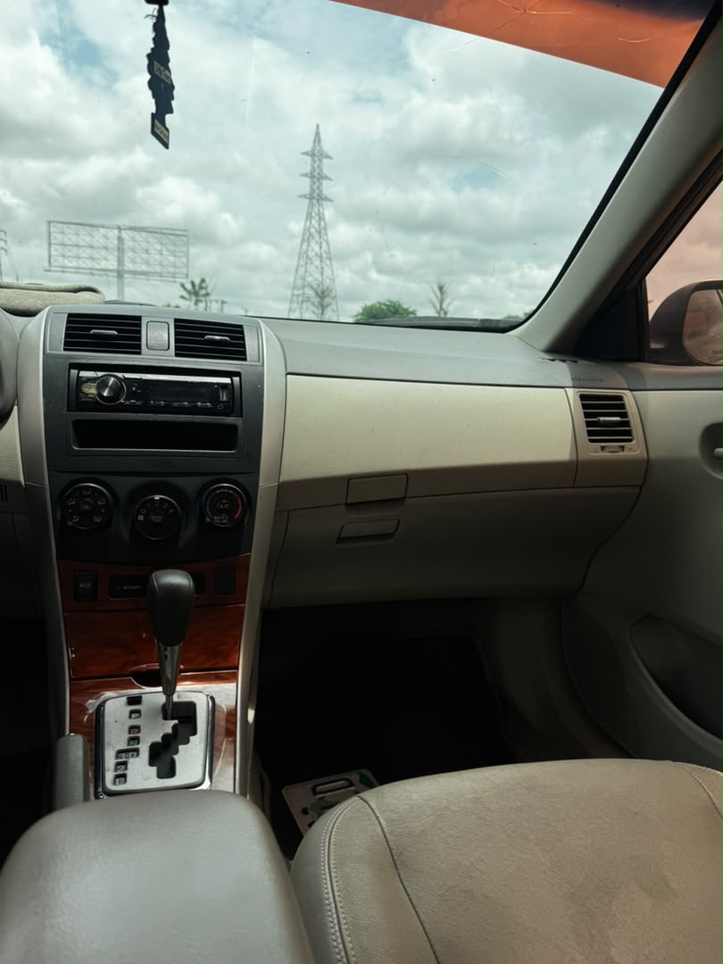 
								Giveaway Deal‼️‼️‼️ Grade A (Accident Free) Foreign Used 2009 Toyota Corolla XLE car is in pristine condition with original 2026 entry duty going for just 10.5m with me Lugbe Abuja📍 ZERO CHAIN DEAL full									
