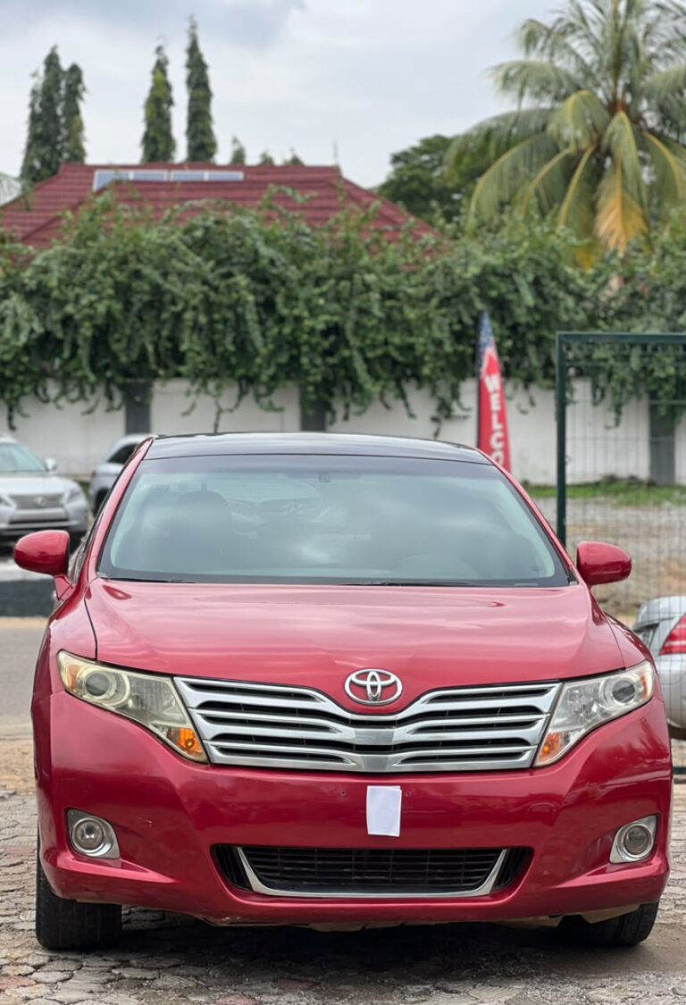 DIRECT BELGIUM 2012 TOYOTA VENZA. DOUBLE PANO BUY AND DRIVE