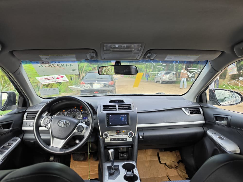
								QUICKEST SWEET DEAL:  EXTREMELY SHARP HIGEHST GRADE FOREIGN USED 2014 ON BELT TOYOTA CAMRY SE WITH MINT INTERIOR, NO SINGLE 9JA PAINT WITH UNTAMPARED ENGINE ND GEAR.GOING FOR JUST 13.8M. NO SUNROOF full									