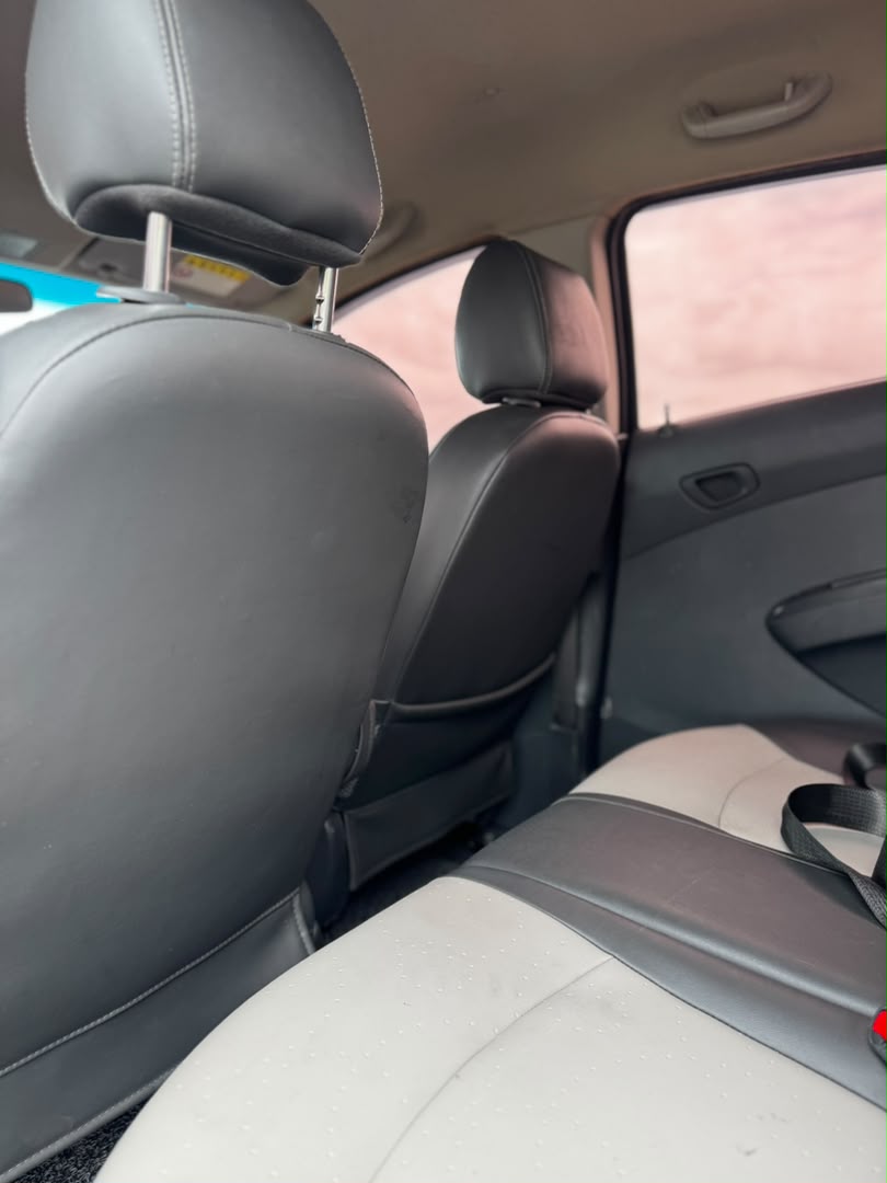 
								Giveaway Deal‼️‼️‼️ (96k Mileage) Foreign Used 2015 Chevrolet Spark Ls car is in pristine condition (FUEL KING) original 2026 entry duty going for just 7.5m with me Lugbe Abuja📍 ZERO CHAIN DEAL full									