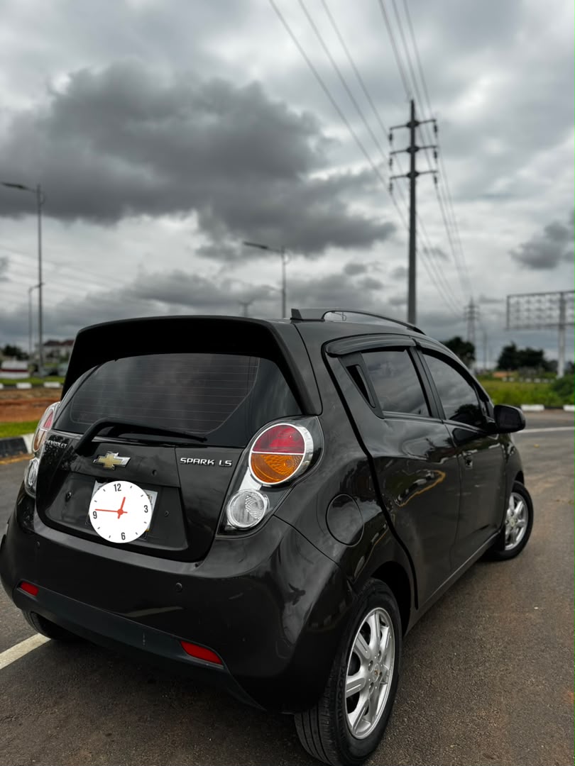 
								Giveaway Deal‼️‼️‼️ (96k Mileage) Foreign Used 2015 Chevrolet Spark Ls car is in pristine condition (FUEL KING) original 2026 entry duty going for just 7.5m with me Lugbe Abuja📍 ZERO CHAIN DEAL full									