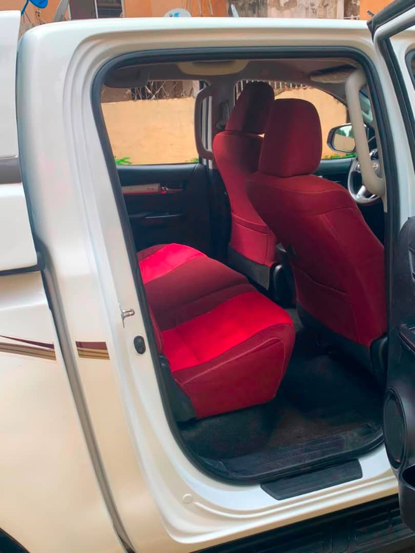 
								Distress HILUX 2016 MODEL UNTEMPERED ENGINE AND GEAR AUTOMATIC TRANSMISSION BUY AND DRIVE NOTHING TO FIX INSIDE JUST 37.5 MILLION NAIRA ONLY LOCATION KUBUWA ABUJA OWNER HOUSE full									