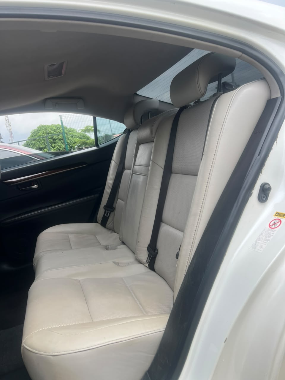 
								DIRECT BELGIUM 2013 ES350. BUY AND DRIVE  📍ABUJA 💰15.5M full									