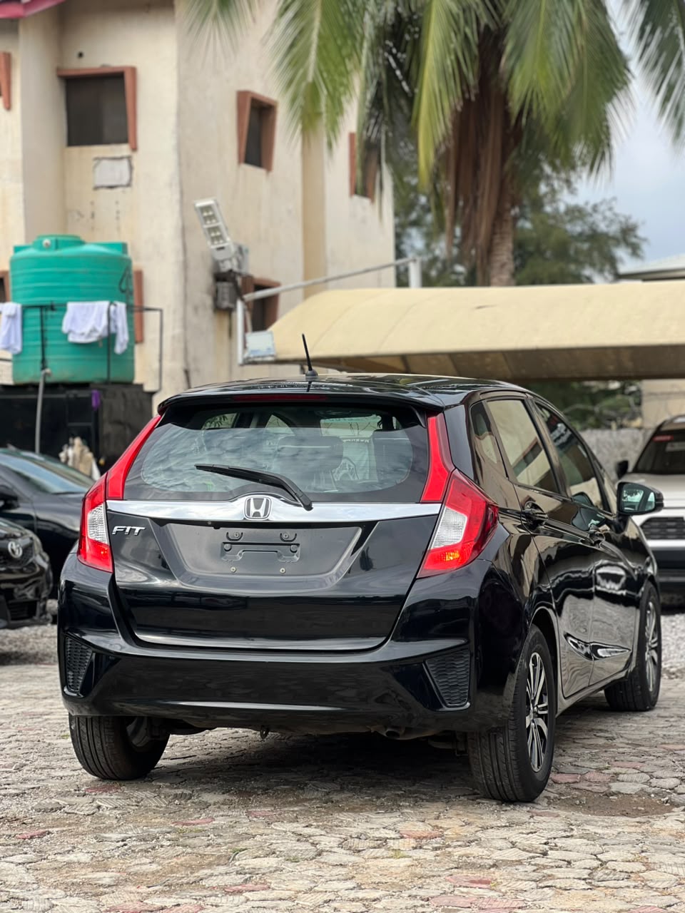 
								2015 DIRECT BELGIUM HONDA FIT. BUY AND DRIVE. 📍ABUJA 💰14M full									