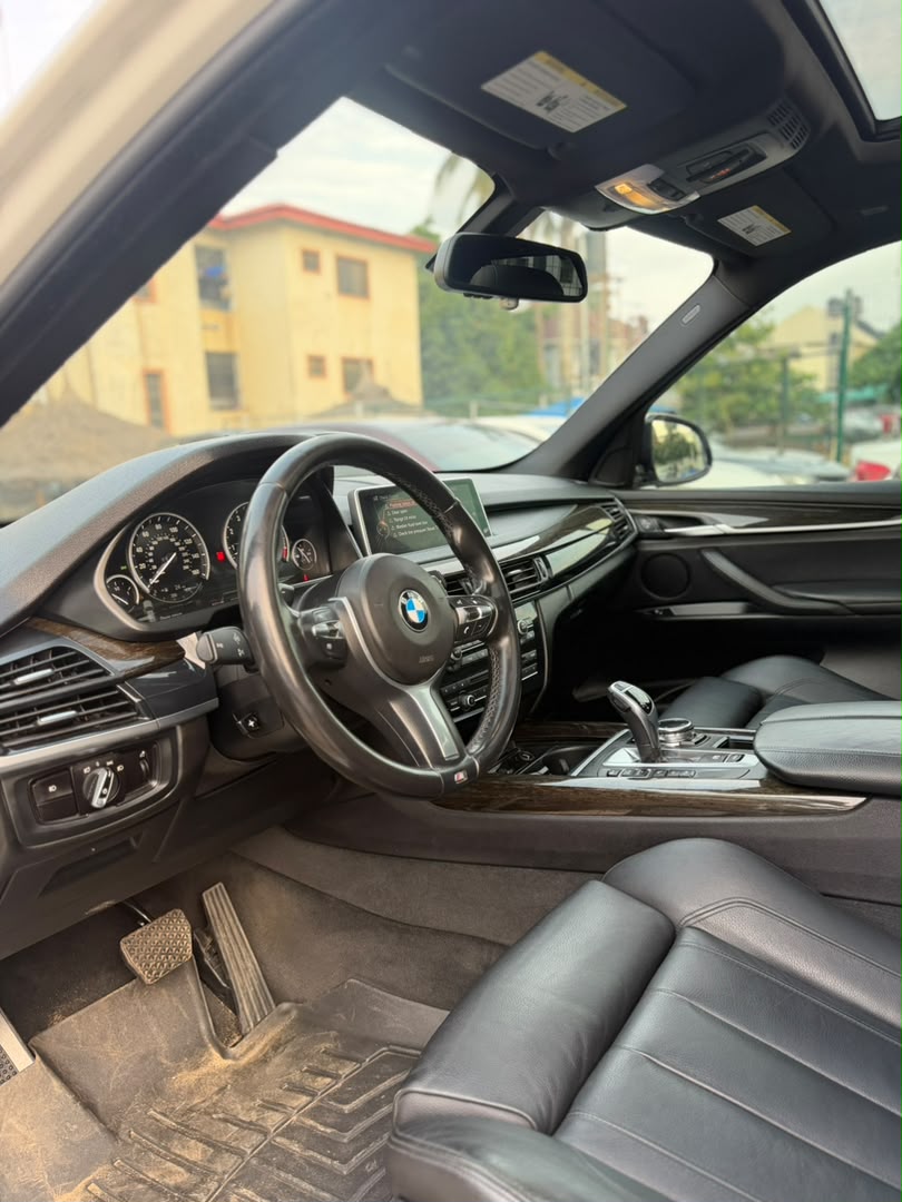 
								SUPER CLEAN FOREIGN USED 2015 BMW X5 PRICE: 31M full									