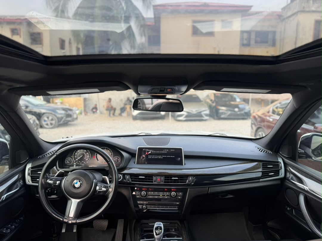 
								SUPER CLEAN FOREIGN USED 2015 BMW X5 PRICE: 31M full									
