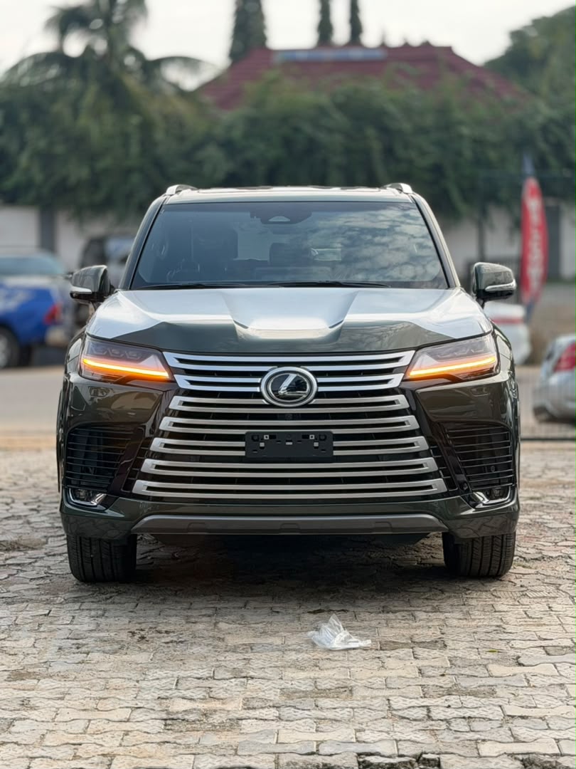 
								BRAND NEW 2026 LEXUS LX600  PRICE: 320M full									