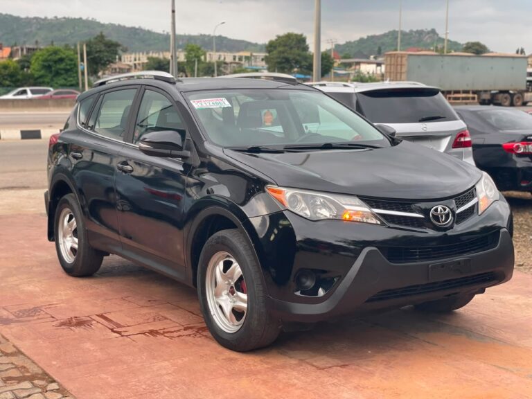 Foreign used 2015 Toyota RAV4 available with me @19.5m*Abujadeal