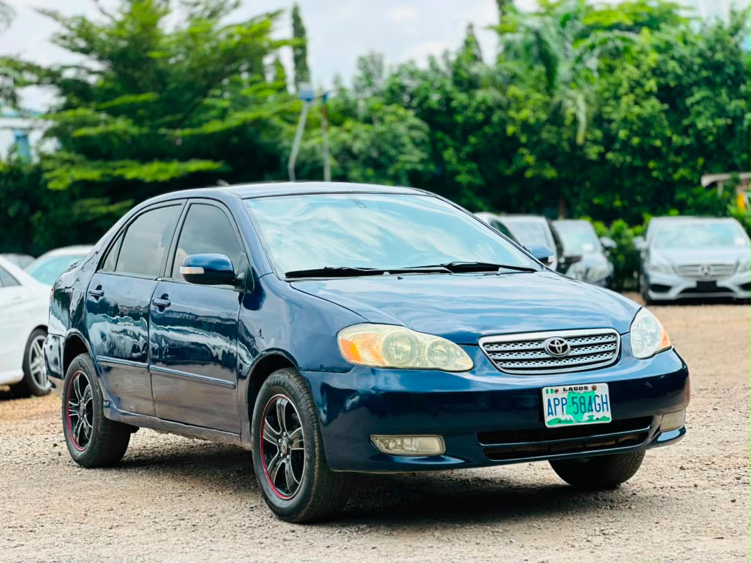 
								On Distress  Clean used Toyota Corolla LE 2007 for 4.9m Abuja full									