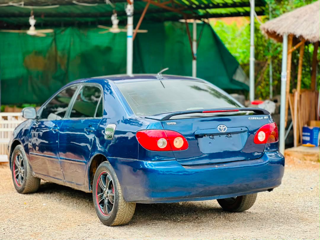 
								On Distress  Clean used Toyota Corolla LE 2007 for 4.9m Abuja full									
