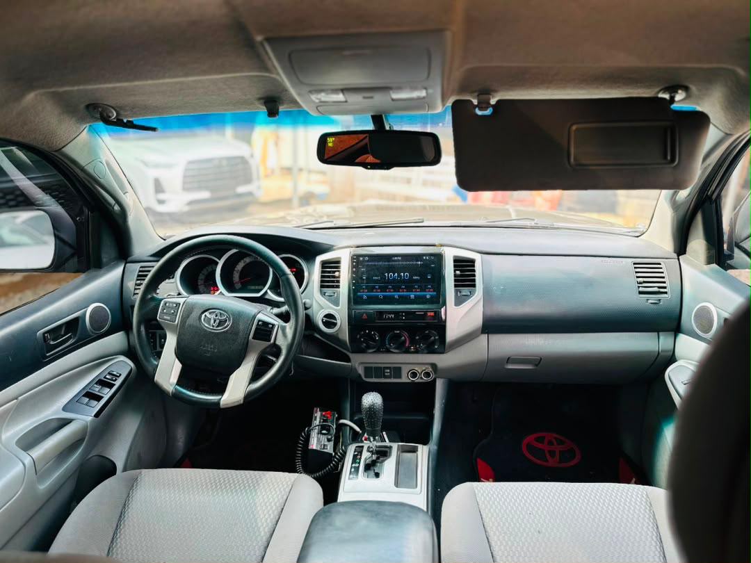 
								Extremely clean 2014 Tacoma for 12m Abuja full									
