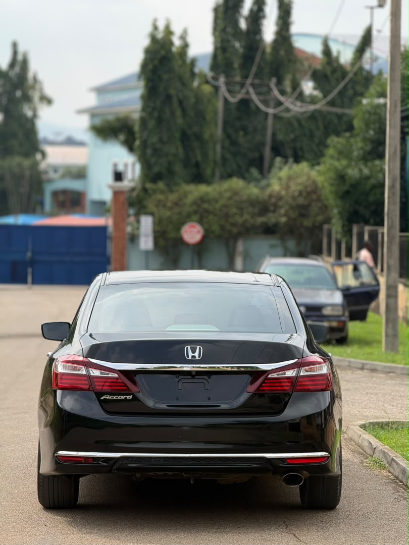 
								Distress Sell Foreign used Honda Accord 2014 for just 11.5m Abuja full									