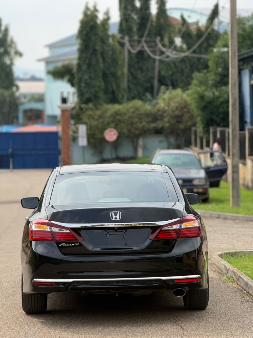 
								Distress Sell Foreign used Honda Accord 2014 for just 11.5m Abuja full									