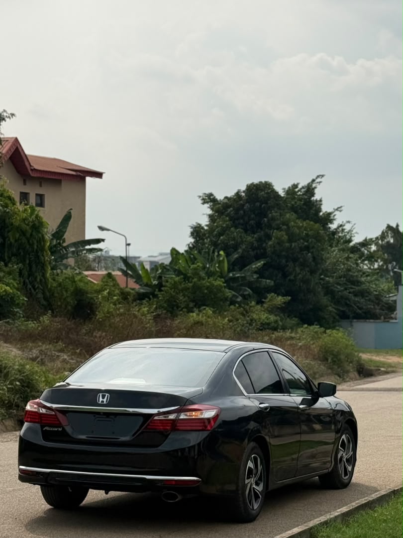 
								Distress Sell Foreign used Honda Accord 2014 for just 11.5m Abuja full									