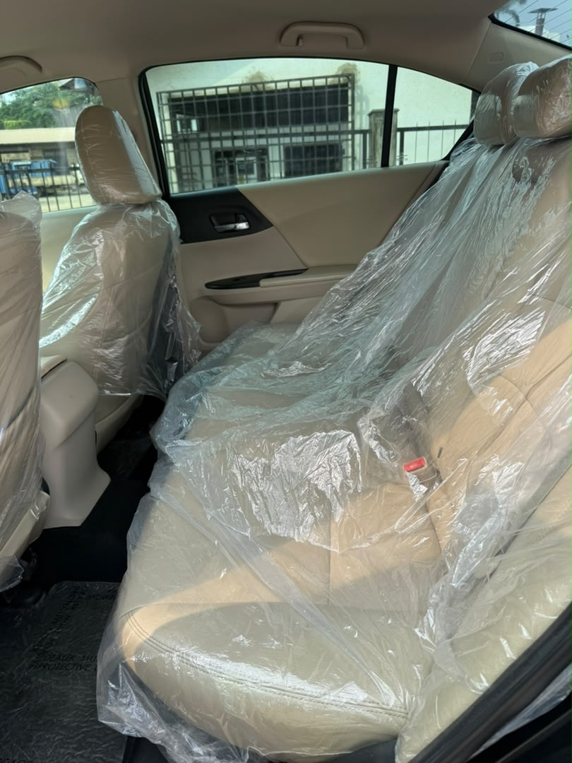 
								Distress Sell Foreign used Honda Accord 2014 for just 11.5m Abuja full									