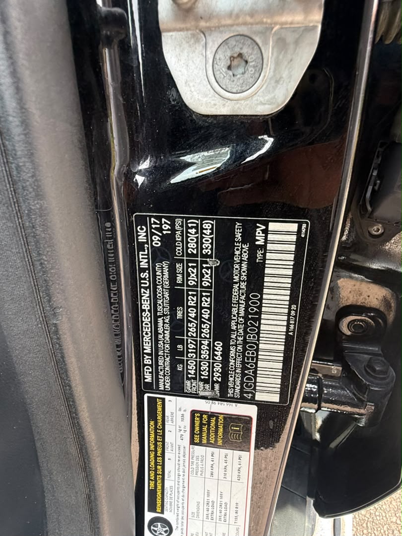 
								Foreign used Mercedes Benz GLE43 2018 for just 55M Abuja full									