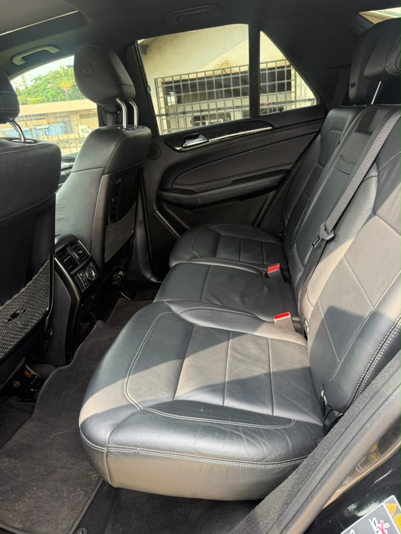 
								Foreign used Mercedes Benz GLE43 2018 for just 55M Abuja full									