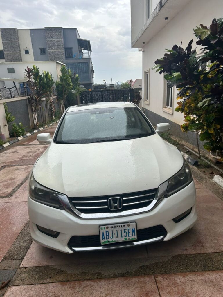 Very clean Honda accord 2013 is available price 9.5 inspection by tomorrow