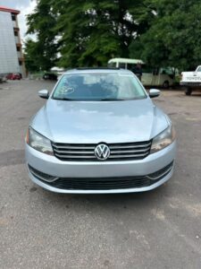 2014 direct Belgium  Passat distress price of  7.5M  Buy and drive  Accident free Clean title