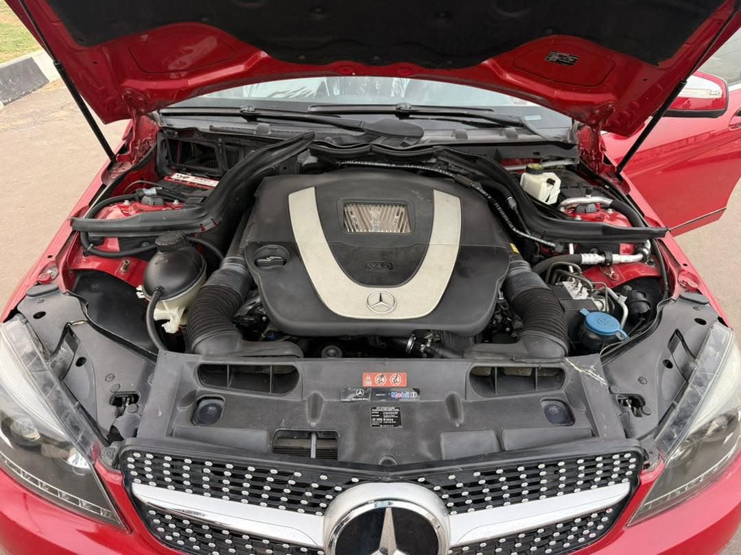 
								FOREIGN USED 2008 MERCEDES-BENZ C350 IN PRISTINE CONDITION WITH NOTHING TO FIX GOING FOR 9.8M ABUJA DEAL full									
