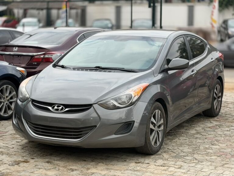 CLEAN FOREIGN USED 2013 HYUNDAI ELANTRA  PRICE: 12.5M