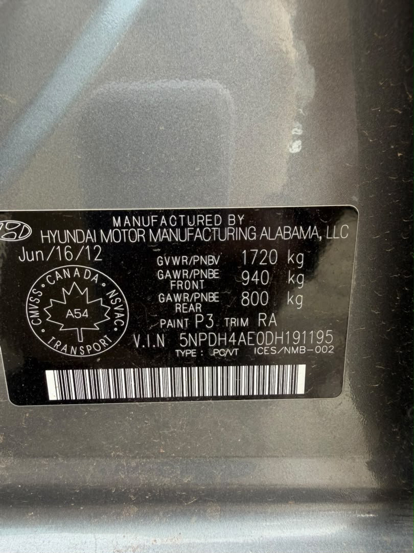 
								CLEAN FOREIGN USED 2013 HYUNDAI ELANTRA  PRICE: 12.5M full									