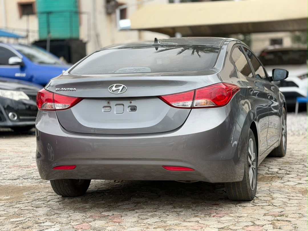 
								CLEAN FOREIGN USED 2013 HYUNDAI ELANTRA  PRICE: 12.5M full									
