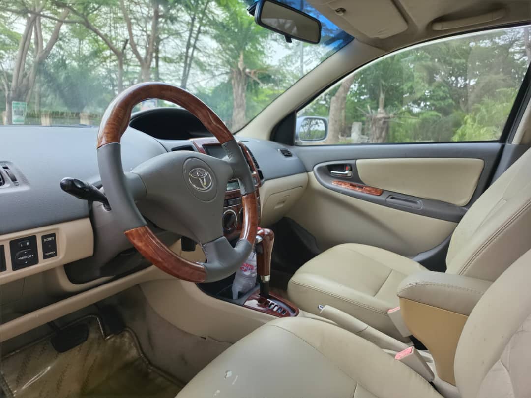 
								Extremely clean foreign used 2007 Toyota yaris with original duty going for just 7.6m only abujadeal full									