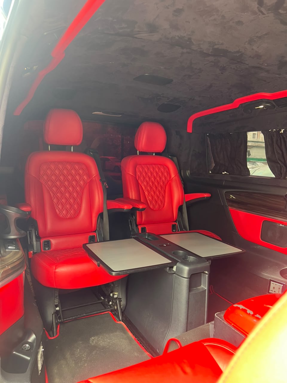
								NIGERIAN USED V250 MERCEDES VIP BUS 2016 IN A PRISTINE CONDITION. 📍ABUJA 💰50M full									