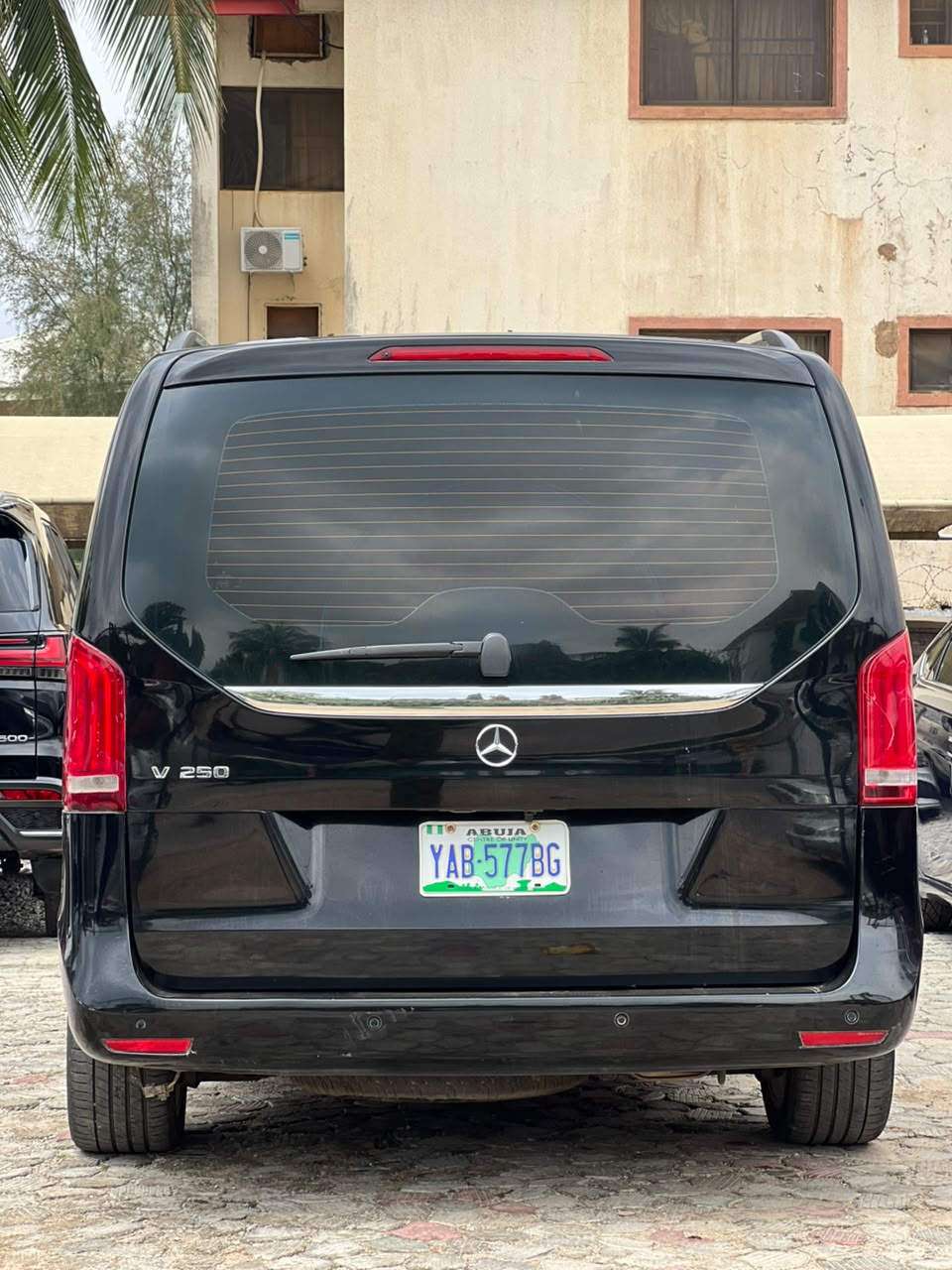 
								NIGERIAN USED V250 MERCEDES VIP BUS 2016 IN A PRISTINE CONDITION. 📍ABUJA 💰50M full									