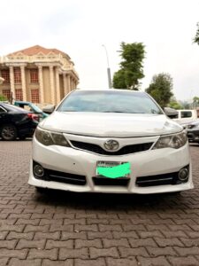 Distress sale 2013 Camry price 8.5m owner last come with my Sambo