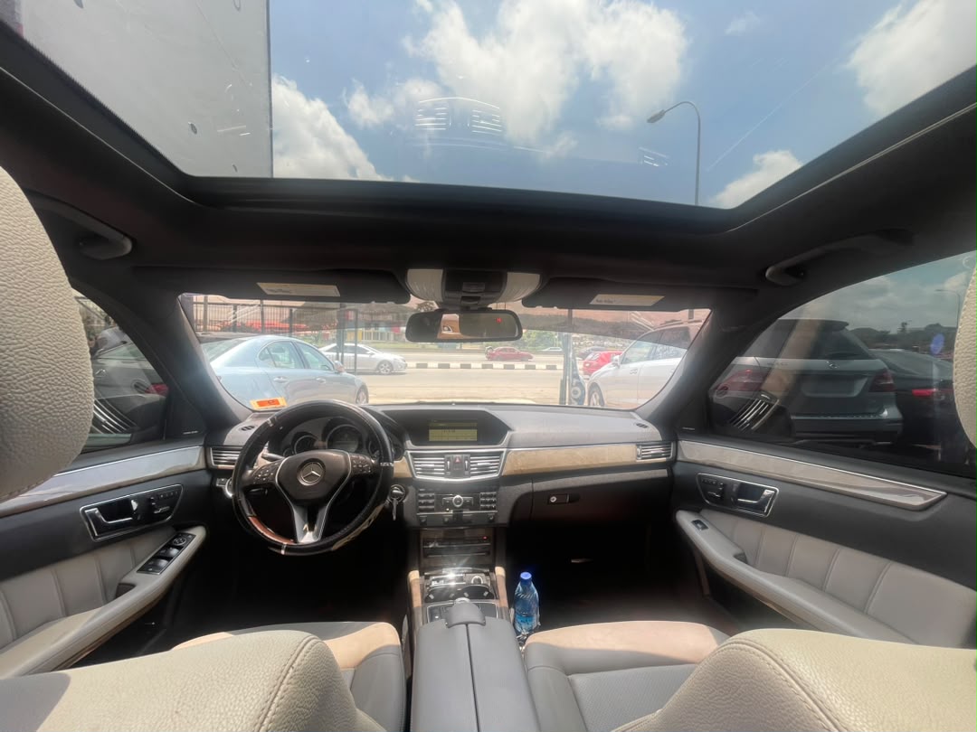 
								2011 super clean used e350 with untampered engine and gear AC chilling 10m owner 200k sambo full									