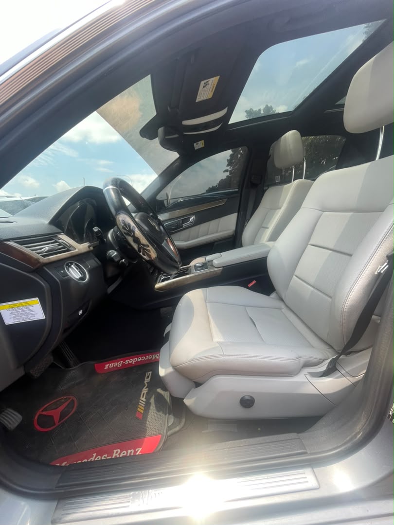 
								2011 super clean used e350 with untampered engine and gear AC chilling 10m owner 200k sambo full									