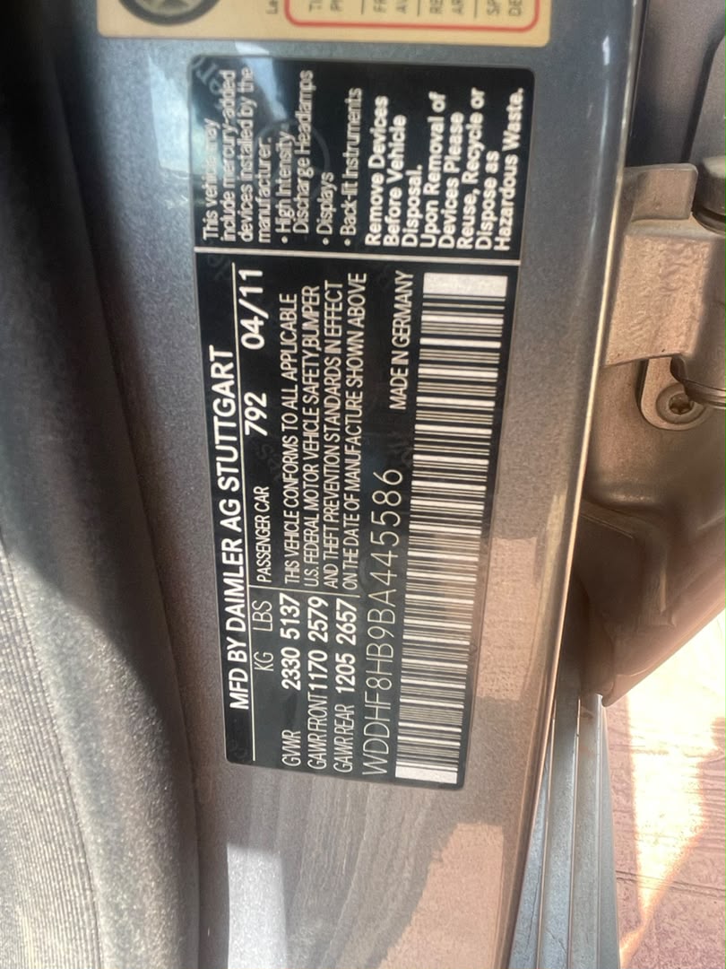
								2011 super clean used e350 with untampered engine and gear AC chilling 10m owner 200k sambo full									